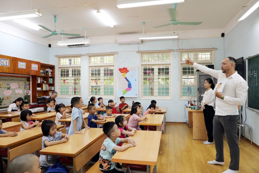 Quy định tiêu chuẩn, quy trình chuyển thể, chỉnh sửa cập nhật SGK bản in sang SGK điện tử